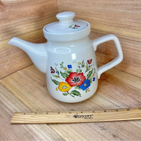 Provincial by Home Concepts Stoneware Teapot Floral Pattern Made in Korea - Picture 9 of 9